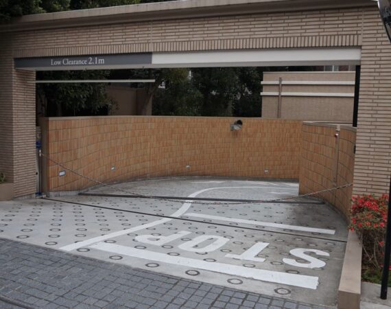 六本木プラシッド (ROPPONGI PLACID)　駐車場