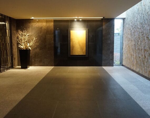 六本木プラシッド (ROPPONGI PLACID)　エントランスホール